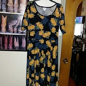 Lularoe Nicole XL